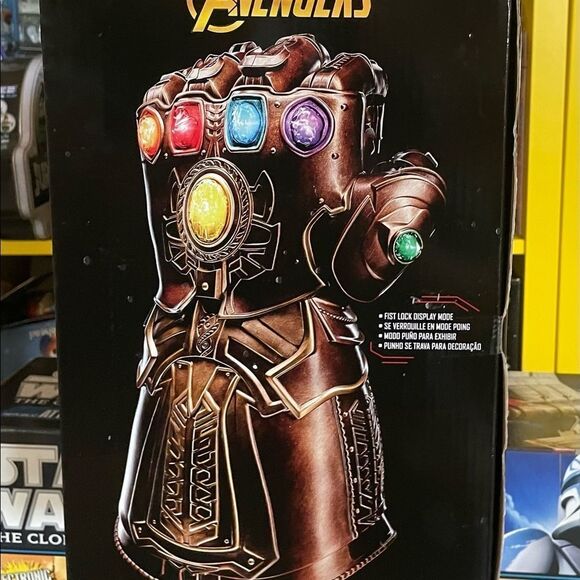 Marvel Avengers Legends Gear INFINITY GAUNTLET Articulated ELECTRONIC FIST NIB - Picture 4 of 13